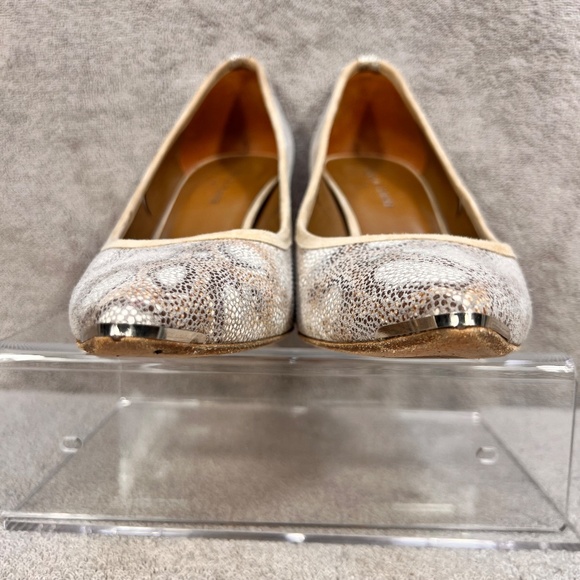 Donald J Pliner Silver Lace Metallic Pointed Toe Heels Tion Pumps 10M Party - Picture 3 of 10